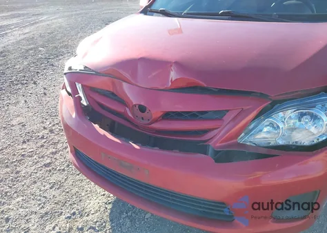 2011 Toyota Corolla Le z USA, uszkodzony, nr VIN 2T1BU4EE0BC635768